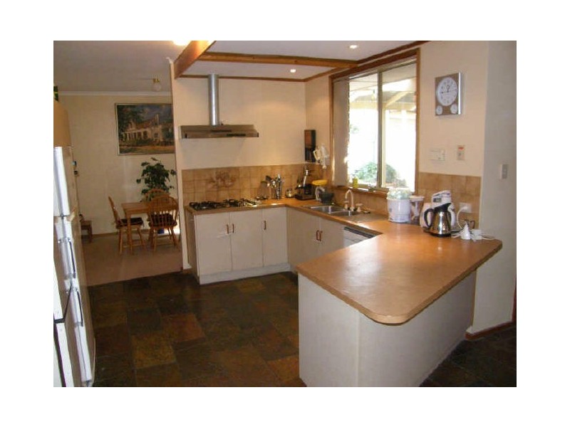 26 Frontignac Court, Wynn Vale SA 5127