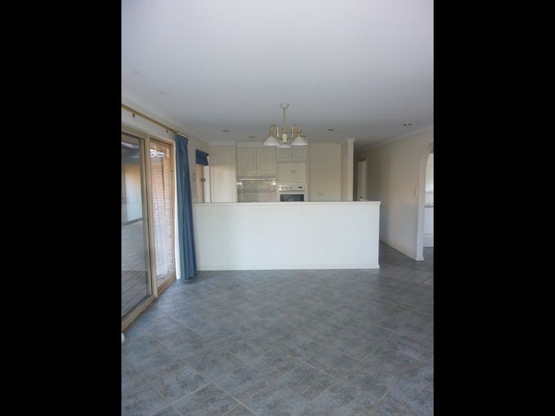 10 Rifle Range Road, Greenwith SA 5125