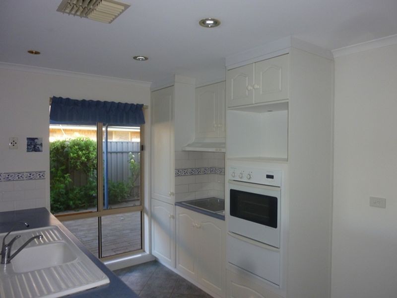 10 Rifle Range Road, Greenwith SA 5125