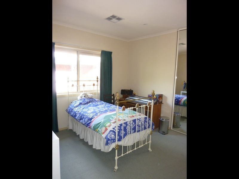 4 Winchester Crescent, Golden Grove SA 5125