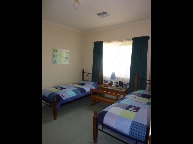 4 Winchester Crescent, Golden Grove SA 5125