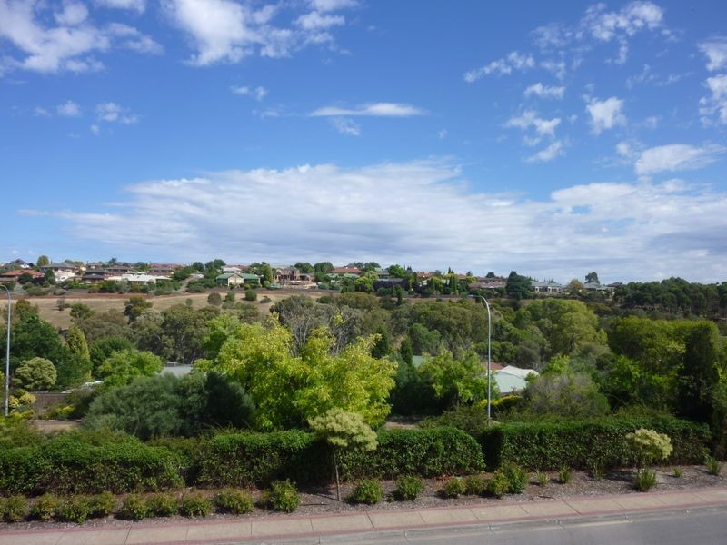 4 Winchester Crescent, Golden Grove SA 5125