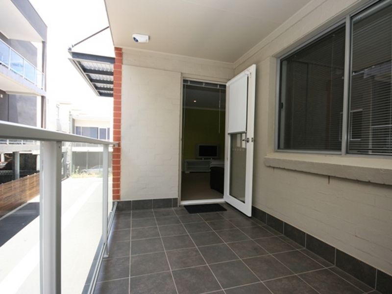 21 – 5-19 Goodall Parade, Mawson Lakes SA 5095