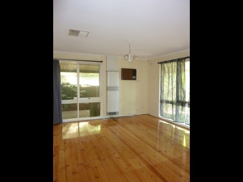 11 Darrell Street, Evanston Park SA 5116