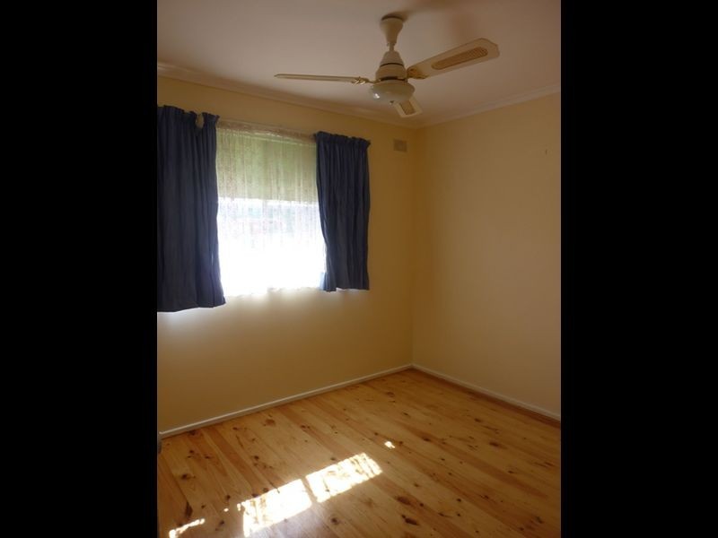 11 Darrell Street, Evanston Park SA 5116