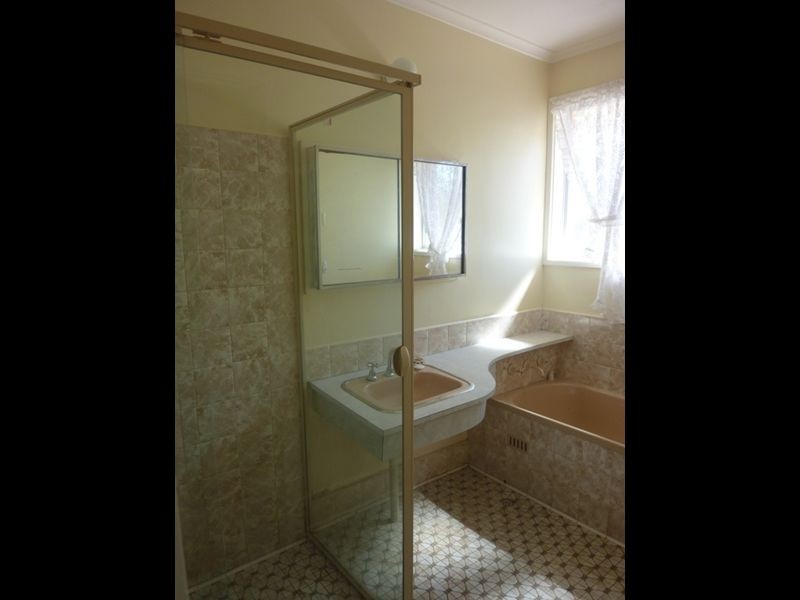 11 Darrell Street, Evanston Park SA 5116