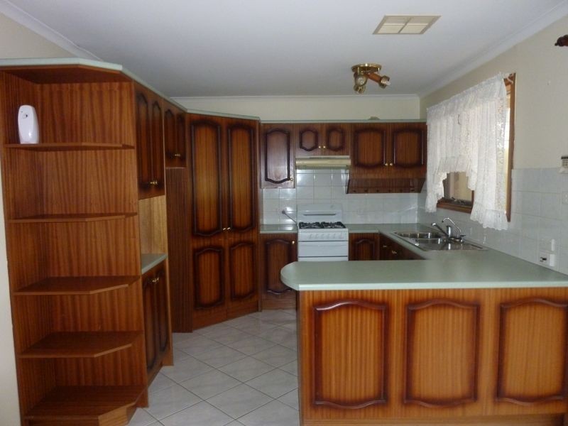 5 Anne Marie Court, Golden Grove SA 5125