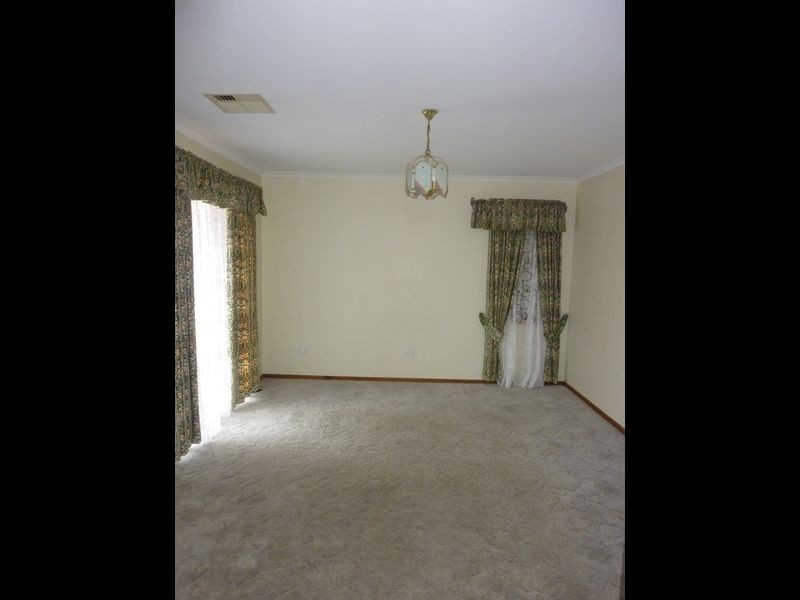 5 Anne Marie Court, Golden Grove SA 5125