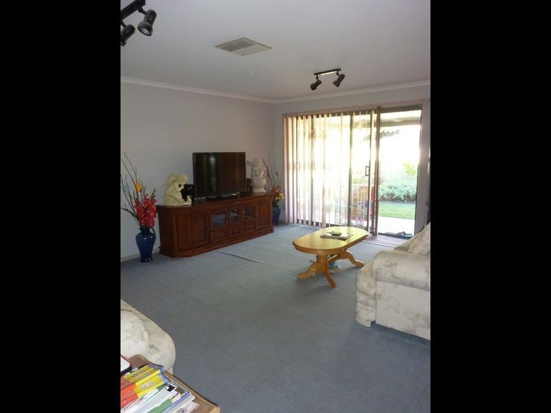 17 Mackay Court, Greenwith SA 5125