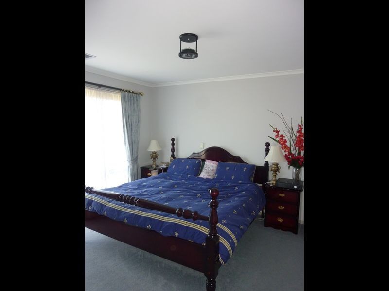 17 Mackay Court, Greenwith SA 5125