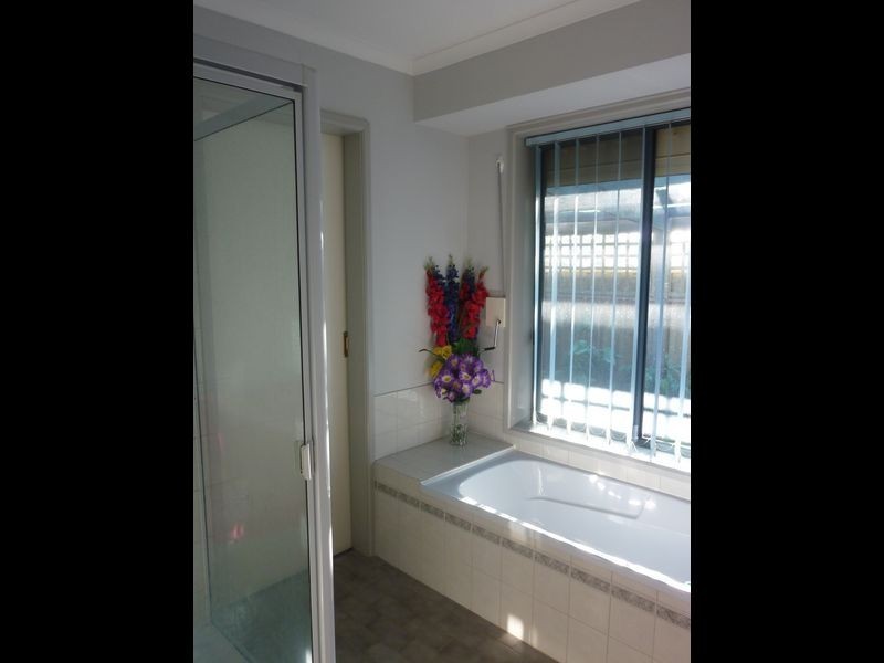 17 Mackay Court, Greenwith SA 5125