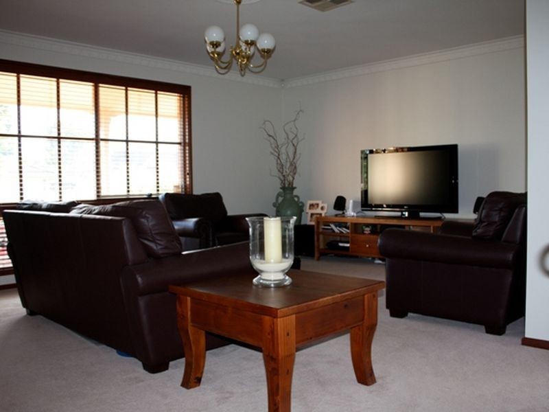 16 Tobruk Drive, Salisbury Heights SA 5109