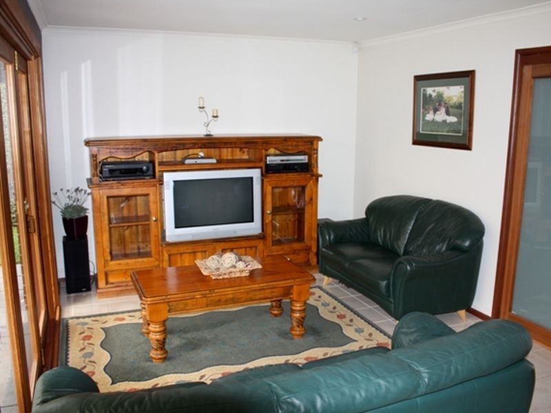 16 Tobruk Drive, Salisbury Heights SA 5109