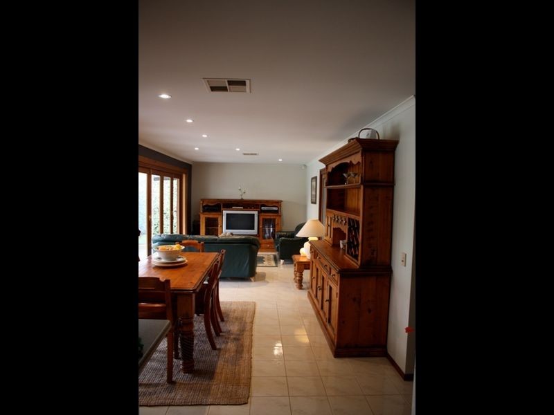 16 Tobruk Drive, Salisbury Heights SA 5109