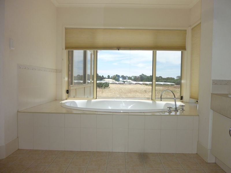 51 Maslin Road, Macdonald Park SA 5121