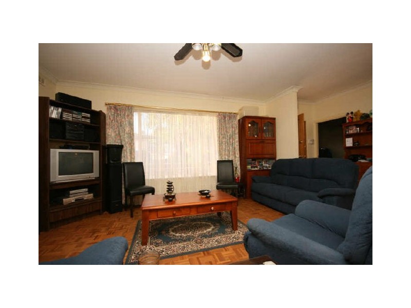 10 Goodwin Court, Para Hills SA 5096