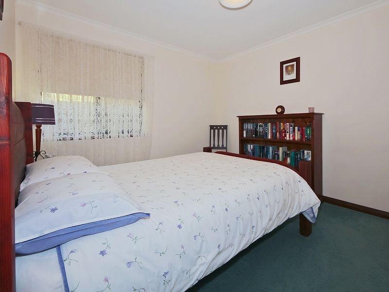 6 Fatchen Court, Greenwith SA 5125