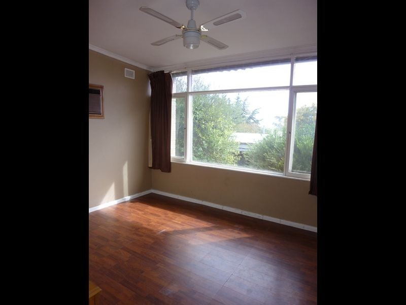 28 Goodwin Court, Para Hills SA 5096