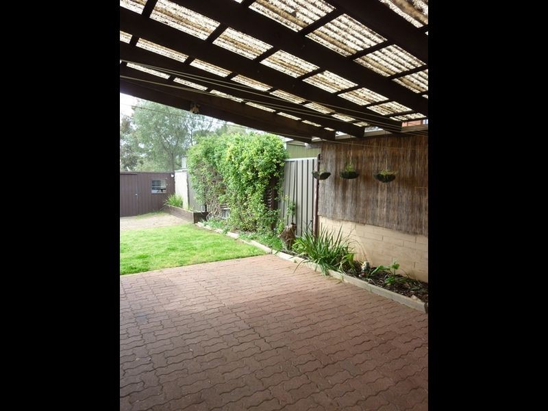 28 Goodwin Court, Para Hills SA 5096