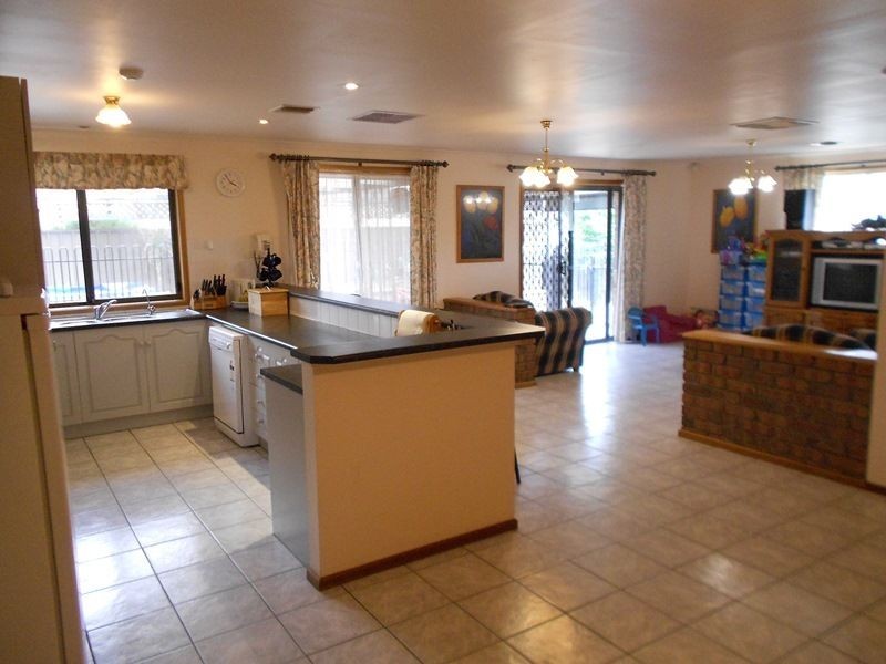 26 Laburnum Drive, Greenwith SA 5125