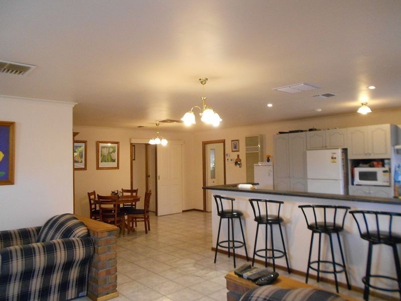 26 Laburnum Drive, Greenwith SA 5125