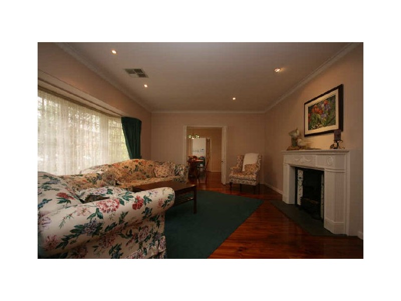 20 Waitara Road, Banksia Park SA 5091