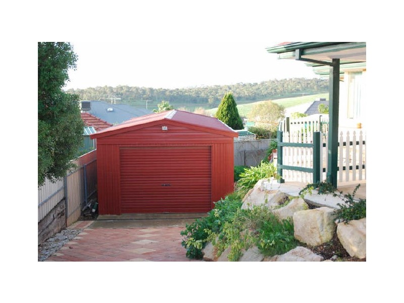 2 Carrail Grove, Greenwith SA 5125