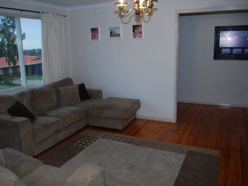 58 Landal Boulevard, Redwood Park SA 5097