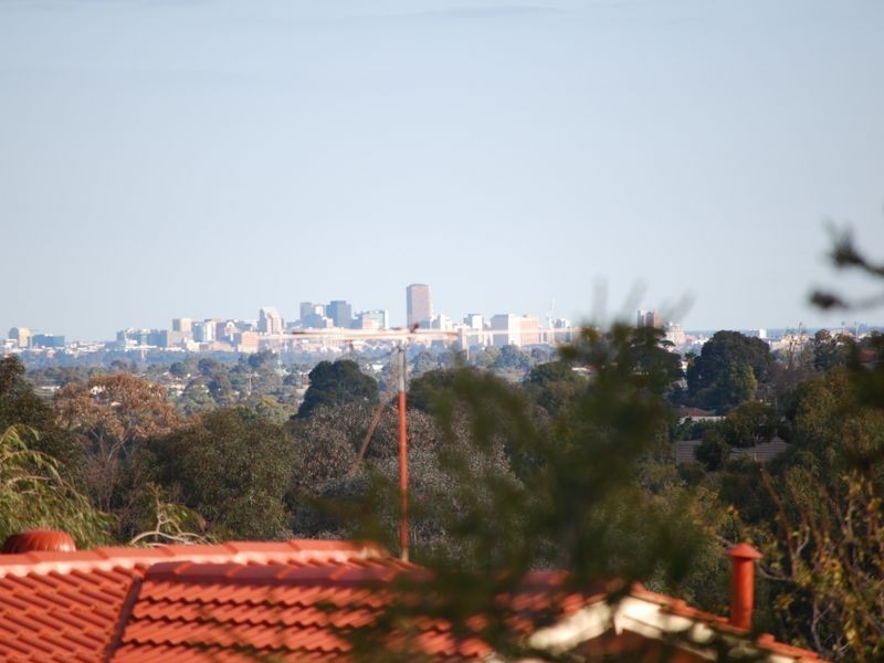58 Landal Boulevard, Redwood Park SA 5097
