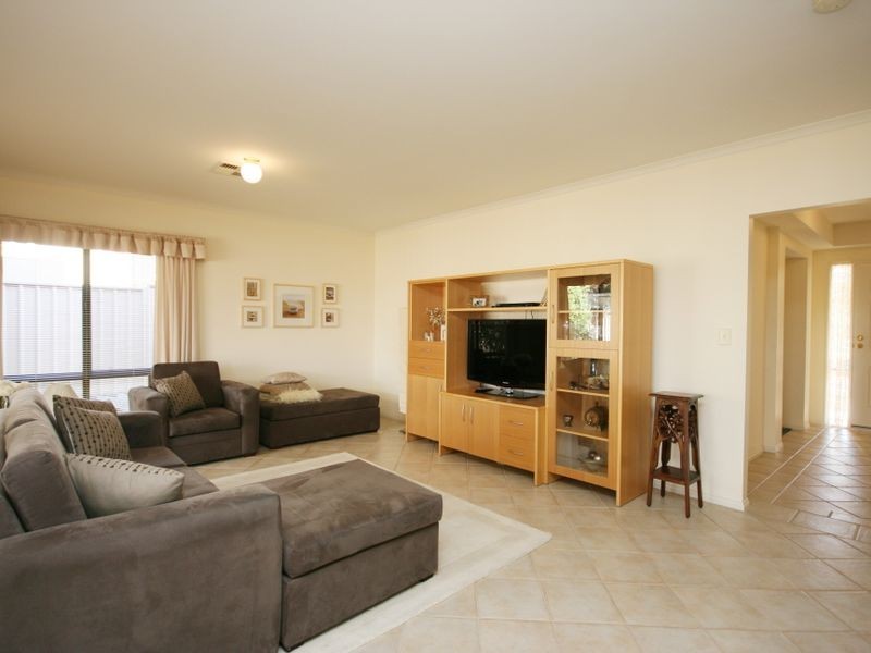 13 Highgate Place, Golden Grove SA 5125