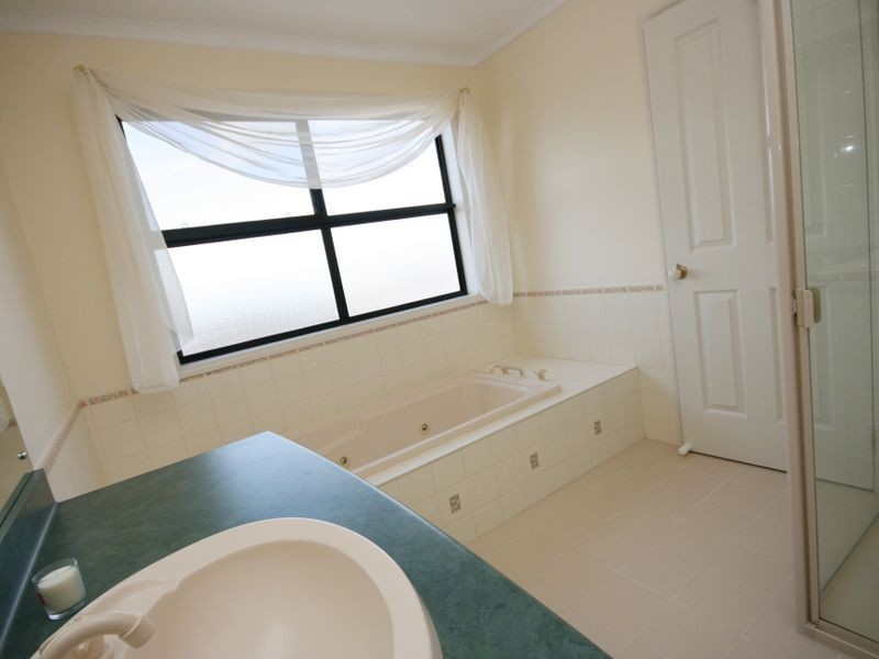 13 Highgate Place, Golden Grove SA 5125