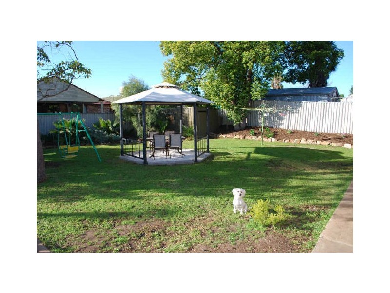 8 Shiraz Street, Wynn Vale SA 5127