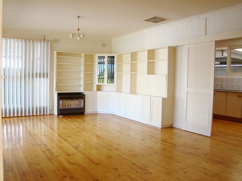 19 Smith Road, Salisbury East SA 5109