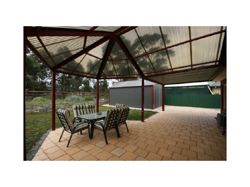 16 Memorial Drive, Kersbrook SA 5231