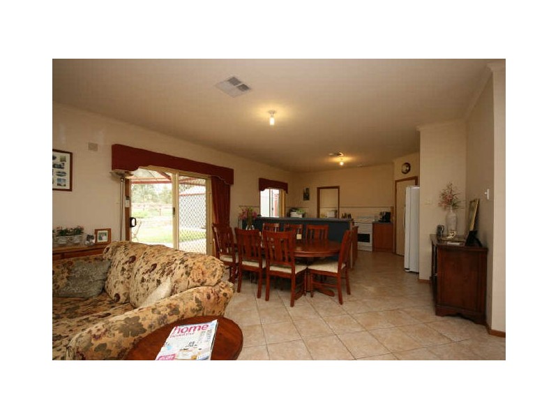 16 Memorial Drive, Kersbrook SA 5231