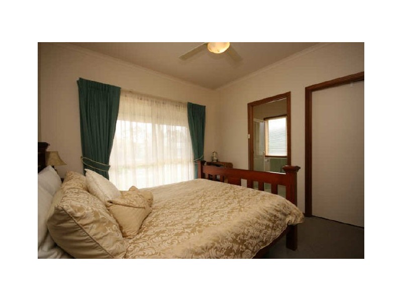 16 Memorial Drive, Kersbrook SA 5231