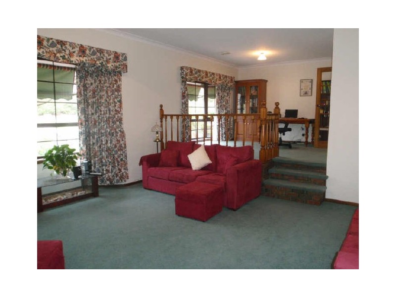 7 San Antonio Court, Wynn Vale SA 5127