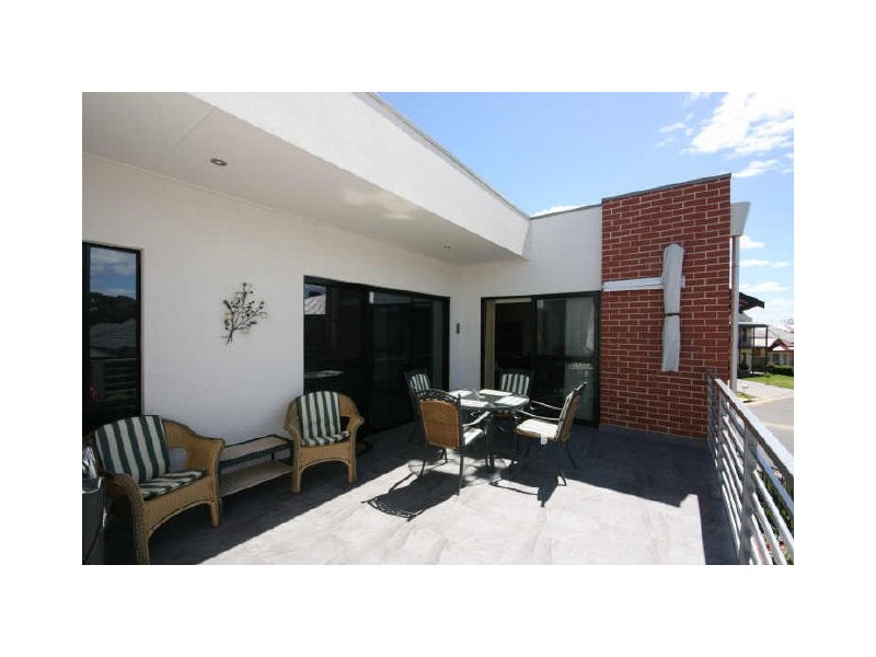 48 Grasswren Way, Mawson Lakes SA 5095