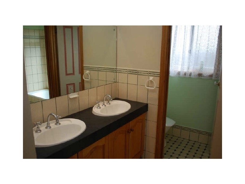 21 Christiana Crescent, Wynn Vale SA 5127