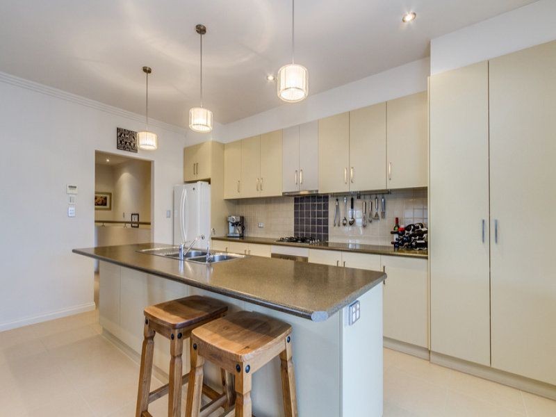 48 Grasswren Way, Mawson Lakes SA 5095