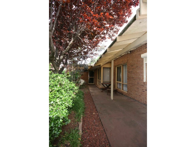 21 Frontignac Court, Wynn Vale SA 5127