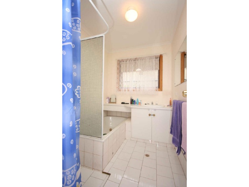 21 Frontignac Court, Wynn Vale SA 5127