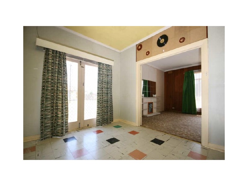 1 York Place, Woodville North SA 5012