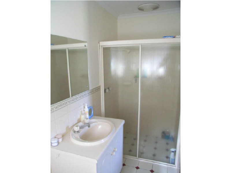 2 Meadow Lane, Gulfview Heights SA 5096