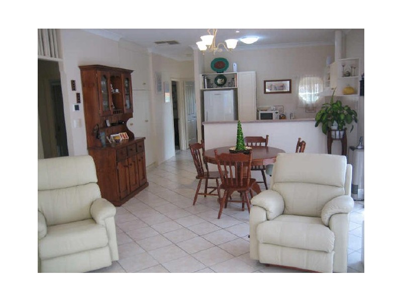 11 Fernbank Avenue, Golden Grove SA 5125