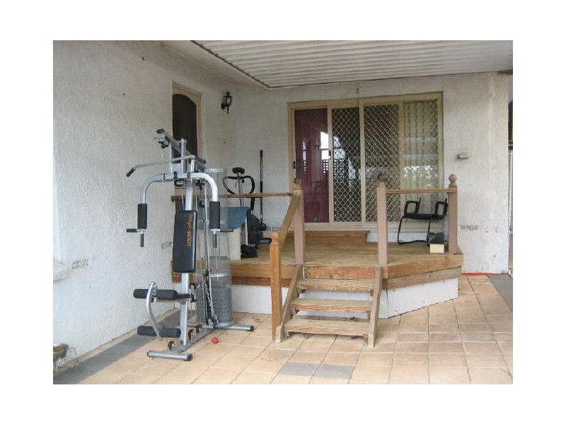 8 Arkaba Road, Fairview Park SA 5126