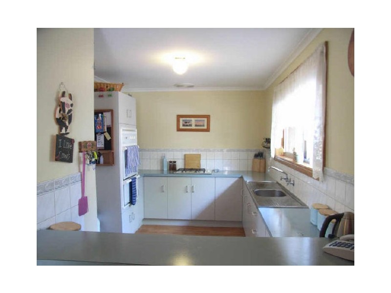 18 Castle Hill Place, Golden Grove SA 5125