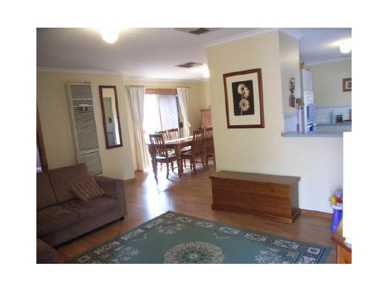 18 Castle Hill Place, Golden Grove SA 5125