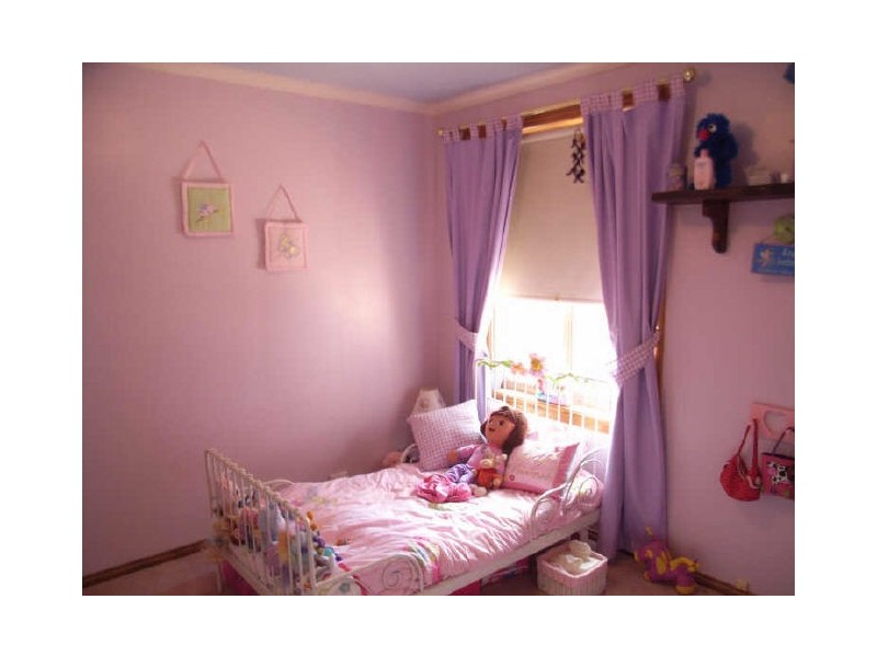 18 Castle Hill Place, Golden Grove SA 5125