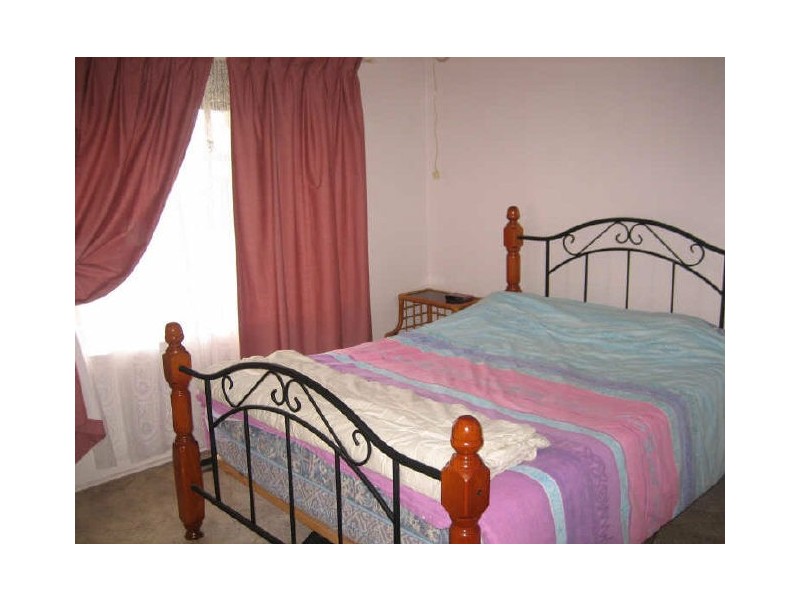 12 Alan Crescent, Burton SA 5110